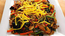 Easy japchae (Korean stir-fried noodles and vegetables) Easy japchae (Korean stir-fried noodles and vegetables)