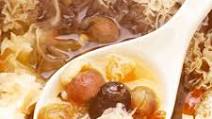 Snow Fungus Dessert Soup (雪耳糖水) Snow Fungus Dessert Soup (雪耳糖水)