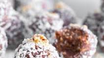 Date Almond Coconut Protein Balls Date Almond Coconut Protein Balls