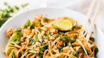 Healthy Chicken Pad Thai Healthy Chicken Pad Thai