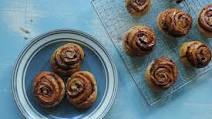 Cinnamon buns Cinnamon buns