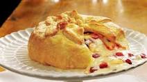 Holiday Brie en Croute Holiday Brie en Croute