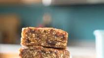 Homemade Fruit and Nut Bars Homemade Fruit and Nut Bars