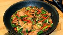 Filipino Chicken Stir-Fry Filipino Chicken Stir-Fry