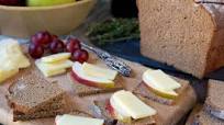 Classic Pumpernickel Bread Classic Pumpernickel Bread