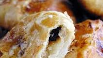 Traditional British Recipe: Eccles Cakes Traditional British Recipe: Eccles Cakes