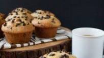 Bakery Style Chocolate Chip Muffins Bakery Style Chocolate Chip Muffins