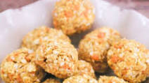 No Bake Mini Cheese Carrot & Peanut Butter Dog Treats No Bake Mini Cheese Carrot & Peanut Butter Dog Treats