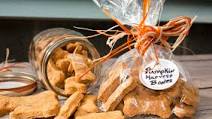 Pumpkin Dog Biscuits Pumpkin Dog Biscuits
