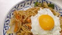 My Lazy Yakisoba (Japanese Stir fried noodle) My Lazy Yakisoba (Japanese Stir fried noodle)