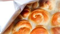 Authentic Samoan panipopo (coconut buns) Authentic Samoan panipopo (coconut buns)
