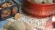 Gond Ke Ladoo Gond Ke Ladoo
