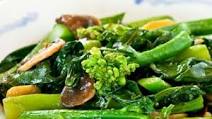 Stir Fry Gai Lan (Chinese Broccoli) Stir Fry Gai Lan (Chinese Broccoli)
