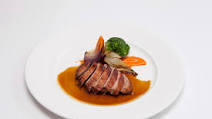 Duck breast with spiced sauce Duck breast with spiced sauce