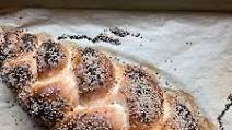 Hasidic challah (or water challah) Hasidic challah (or water challah)
