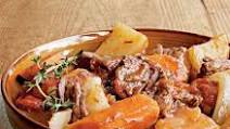 Oven Beef Stew | Lodge Cast Iron Oven Beef Stew | Lodge Cast Iron