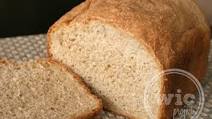 Simple Honey Whole Wheat Bread (Bread Machine Recipe) Simple Honey Whole Wheat Bread (Bread Machine Recipe)