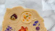 Edible Flowers Shortbread Cookies Edible Flowers Shortbread Cookies