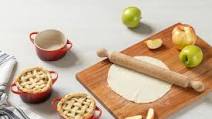 Mini Spiced Apple Pies with Cheddar Crust Mini Spiced Apple Pies with Cheddar Crust