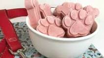 Homemade Frozen Strawberry Banana Dog Treats Homemade Frozen Strawberry Banana Dog Treats