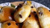 Raisin Buns WITHOUT Yeast Raisin Buns WITHOUT Yeast
