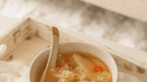 Vegan Chinese Snow Fungus Soup (Tong Sui) Vegan Chinese Snow Fungus Soup (Tong Sui)