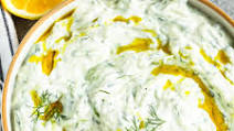 Easy Tzatziki Sauce (Yogurt Cucumber Dip) Easy Tzatziki Sauce (Yogurt Cucumber Dip)