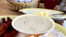 Homemade Country White Gravy Recipe Homemade Country White Gravy Recipe