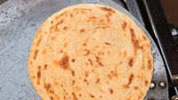 Roti (Indian Whole Wheat Flatbread) Roti (Indian Whole Wheat Flatbread)
