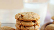 Easy 4-Ingredient Peanut Butter Cookies Easy 4-Ingredient Peanut Butter Cookies