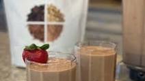 Strawberry Chocolate Protein Smoothie Strawberry Chocolate Protein Smoothie