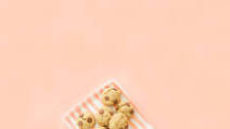 Dog Treat Recipe for Not-Chocolate Chip Cookies Dog Treat Recipe for Not-Chocolate Chip Cookies