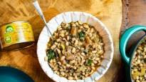 Southern Style Black Eyed Peas with Crispy Jackfruit Confit Southern Style Black Eyed Peas with Crispy Jackfruit Confit