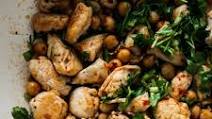 High-Protein Spicy Chicken & Chickpeas Recipe High-Protein Spicy Chicken & Chickpeas Recipe