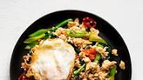 10-minute Chicken, Eggs & Greens 10-minute Chicken, Eggs & Greens