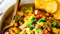 Crockpot Creamy White Chicken Chili (Lightened Up!) Crockpot Creamy White Chicken Chili (Lightened Up!)