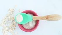 Easy Baby Oatmeal (and Best Ways to Flavor It) Easy Baby Oatmeal (and Best Ways to Flavor It)
