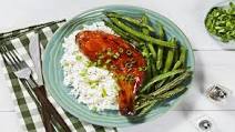 Honey Sriracha Chicken Legs with Basmati Rice and Green Beans Honey Sriracha Chicken Legs with Basmati Rice and Green Beans