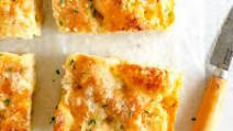Cheesy Garlic Bread Cheesy Garlic Bread
