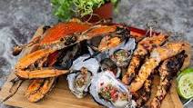 Mixed Seafood Grill with Thai Chilli Dressing Mixed Seafood Grill with Thai Chilli Dressing