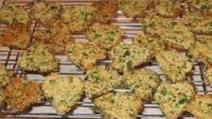 Parsley and Carrot Dog Biscuits Parsley and Carrot Dog Biscuits