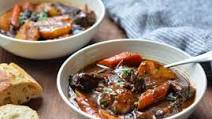 Beef Stew with Carrots & Potatoes Beef Stew with Carrots & Potatoes