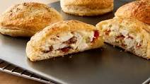 Chicken Bacon Ranch-Stuffed Biscuits Chicken Bacon Ranch-Stuffed Biscuits
