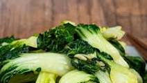 Stir Fried Bok Choy (蒜蓉炒白菜) Stir Fried Bok Choy (蒜蓉炒白菜)