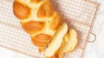 Braided Swiss Bread (Rich Egg Bread From Berne, AKA Berner oder Emmentaler Zopf) Braided Swiss Bread (Rich Egg Bread From Berne, AKA Berner oder Emmentaler Zopf)
