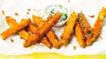 Frites de courgettes au parmesan Frites de courgettes au parmesan