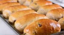 Raisin Bread Rolls Raisin Bread Rolls