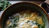 Easy White Kidney Bean and Spinach Soup Easy White Kidney Bean and Spinach Soup