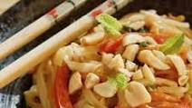 Vegetarian Pad Thai Recipe with Peanut Sauce Vegetarian Pad Thai Recipe with Peanut Sauce