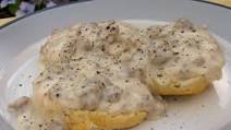 Flavorful Sausage Gravy and Biscuits for a Cold Morning Flavorful Sausage Gravy and Biscuits for a Cold Morning
